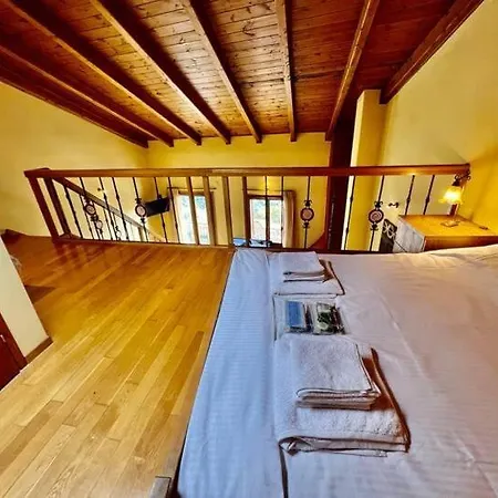 Daire Clockview Arachova